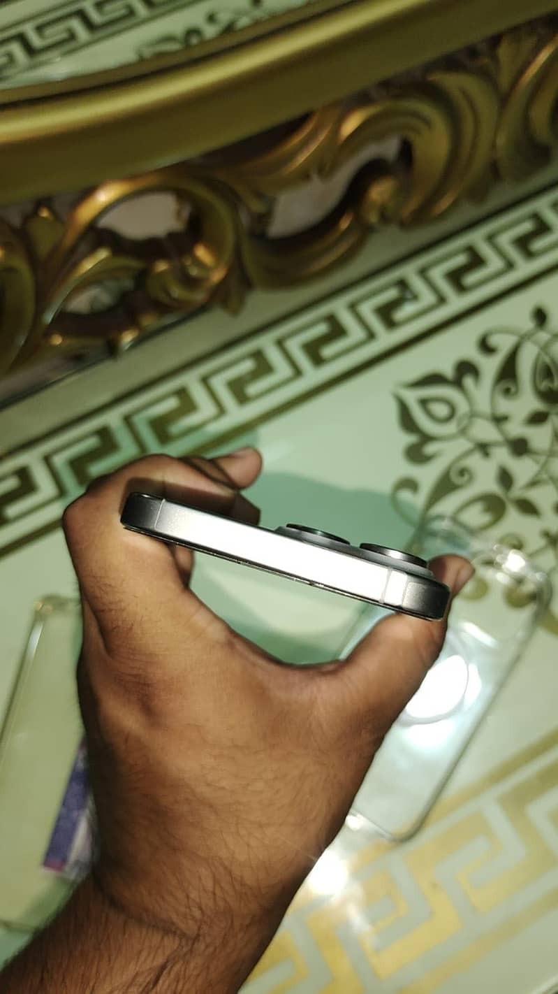 Iphone 15 pro max 5