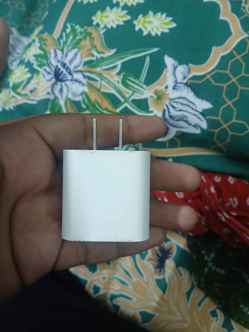 iphone adapter 0