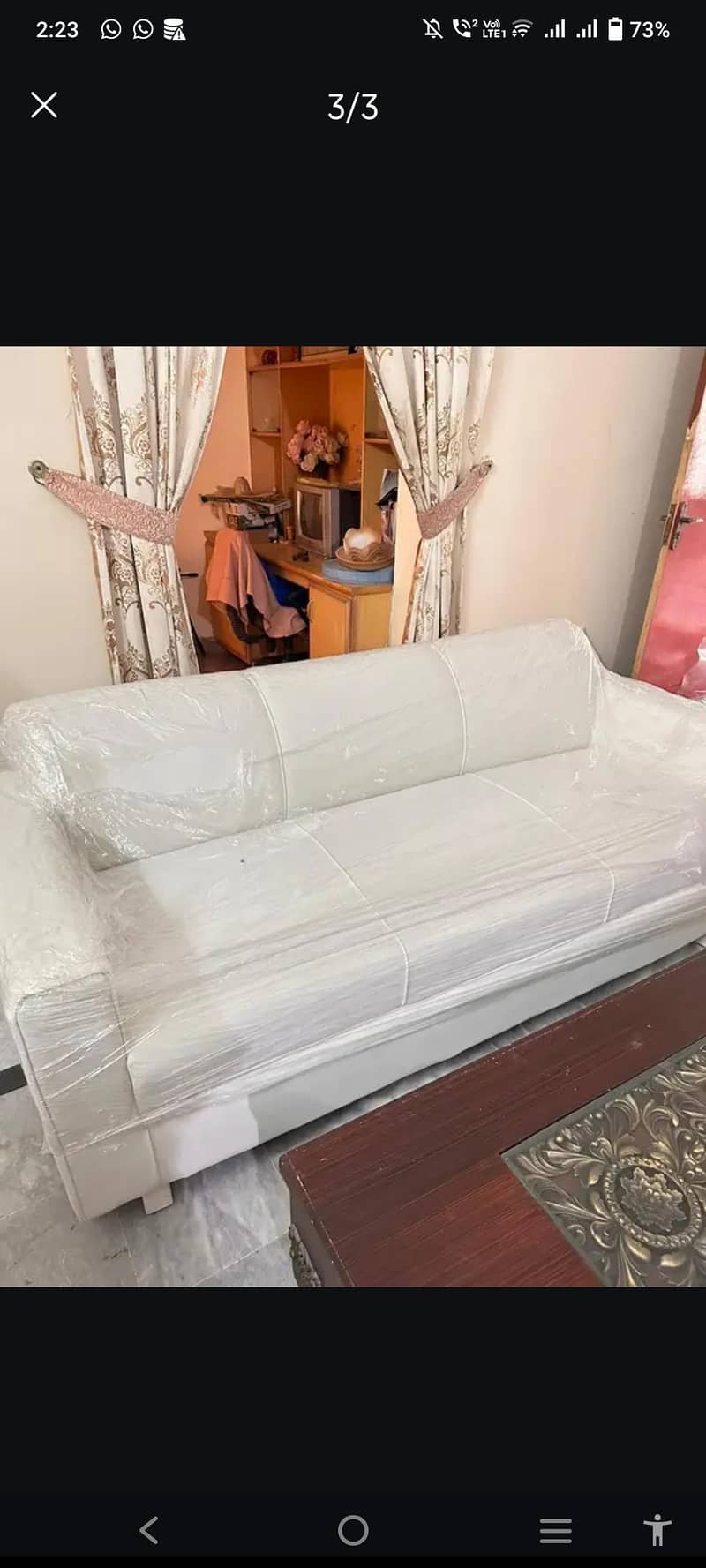 white sofa set 0