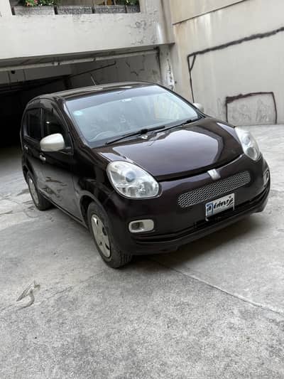 Toyota Passo Hana 2013