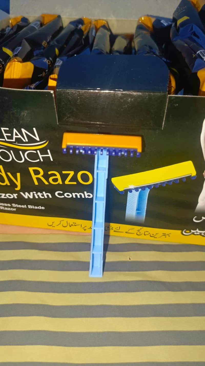 Clean Touch Razor  1