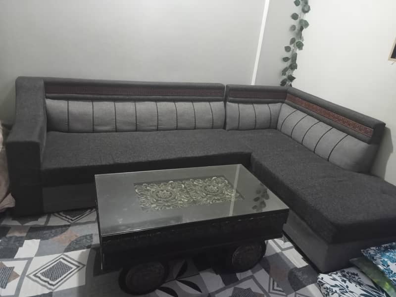 L shaped sofa with table 0