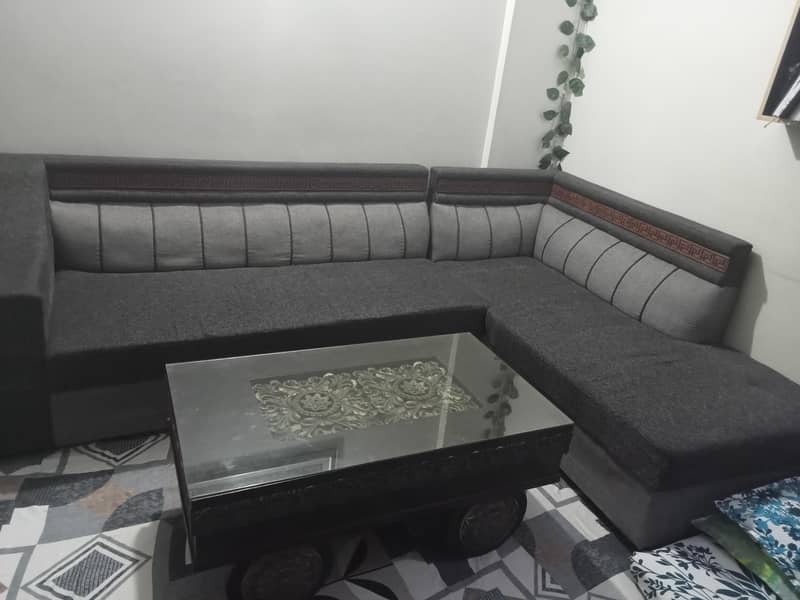 L shaped sofa with table 3