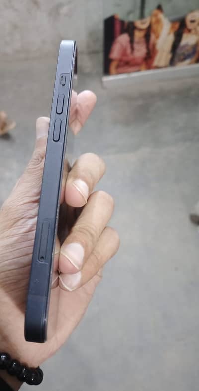 Iphn 13 with box and cable btry 94 jv 128gb memory