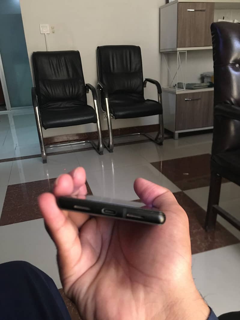 Google Pixel 6 4