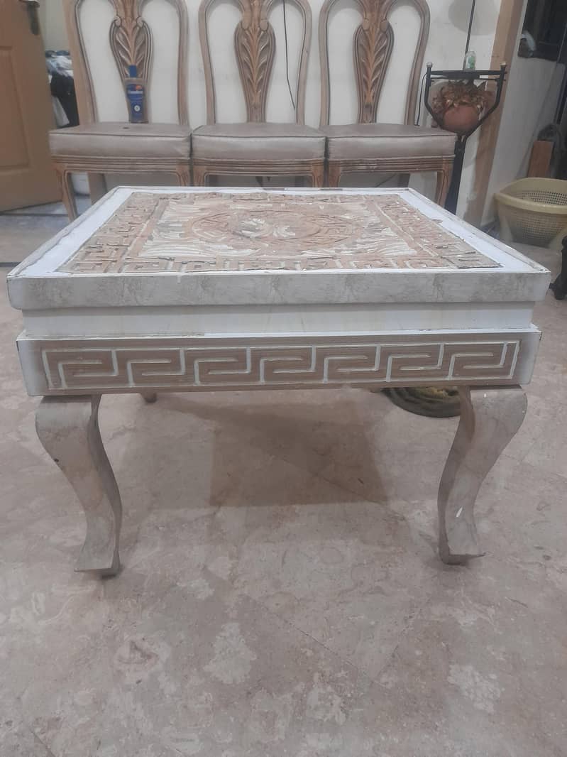 coffee table 0