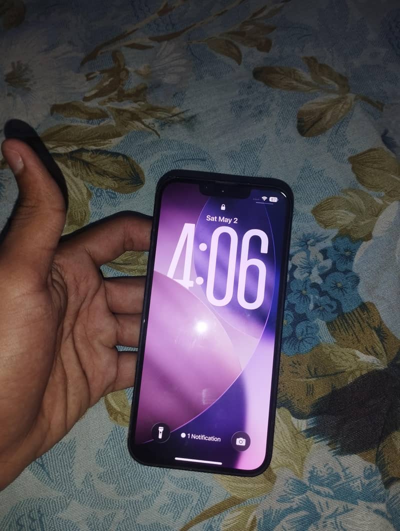 iPhone 13 2