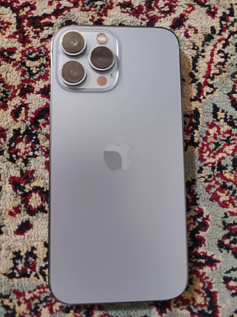 iPhone 13 Pro Max 3