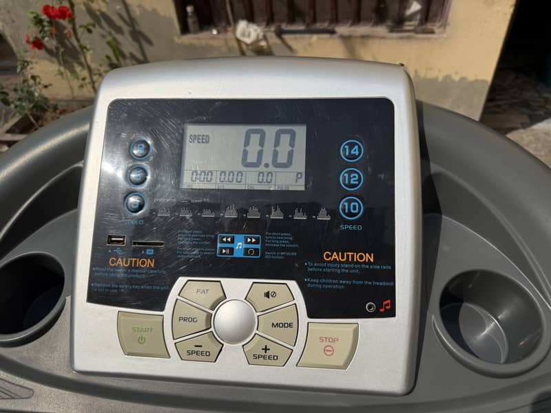 TREADMILL| RUNNING MACHINE| JOGGING MACHINE 1