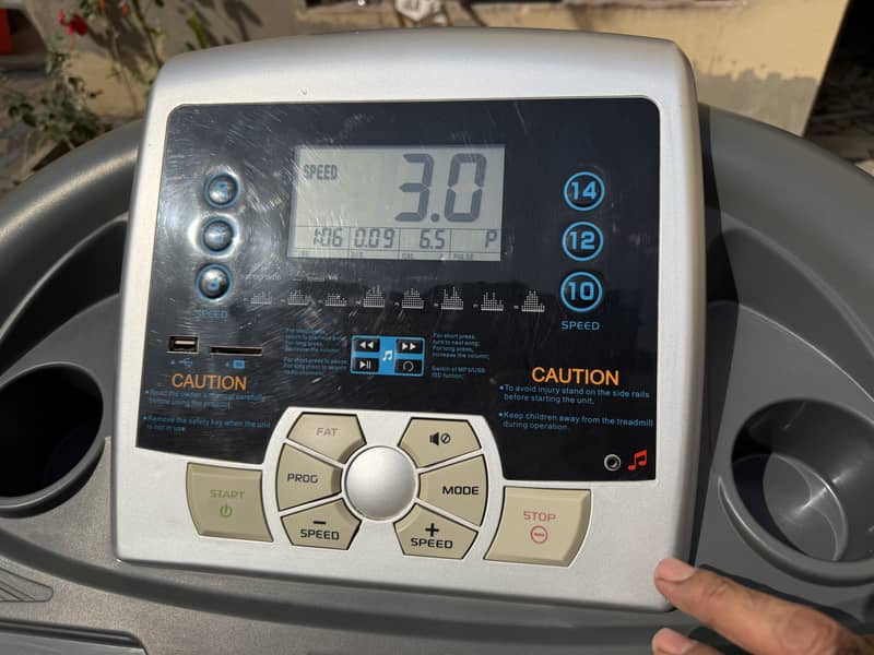 TREADMILL| RUNNING MACHINE| JOGGING MACHINE 4