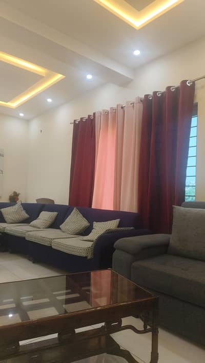4 Emboss Velvet dark maroon and pink curtains available. 1 week used.