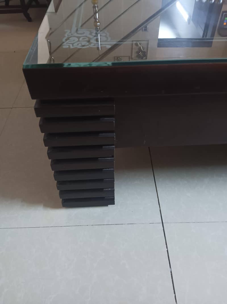 Center table 1