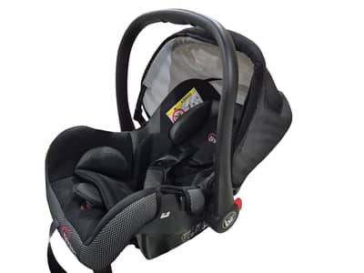 Baby Carry Cot (Tinnies) – Like New Condition