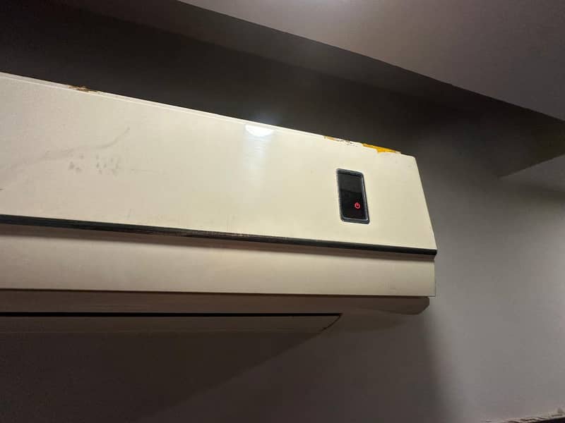Orient Split AC 2