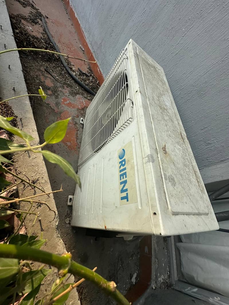 Orient Split AC 5