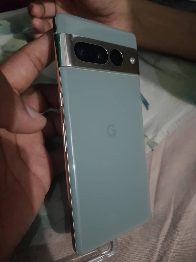 google pixel 7 pro 4