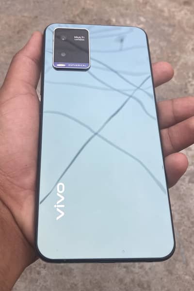 Vivo y 33s all ok good condition arrgent sale needs money