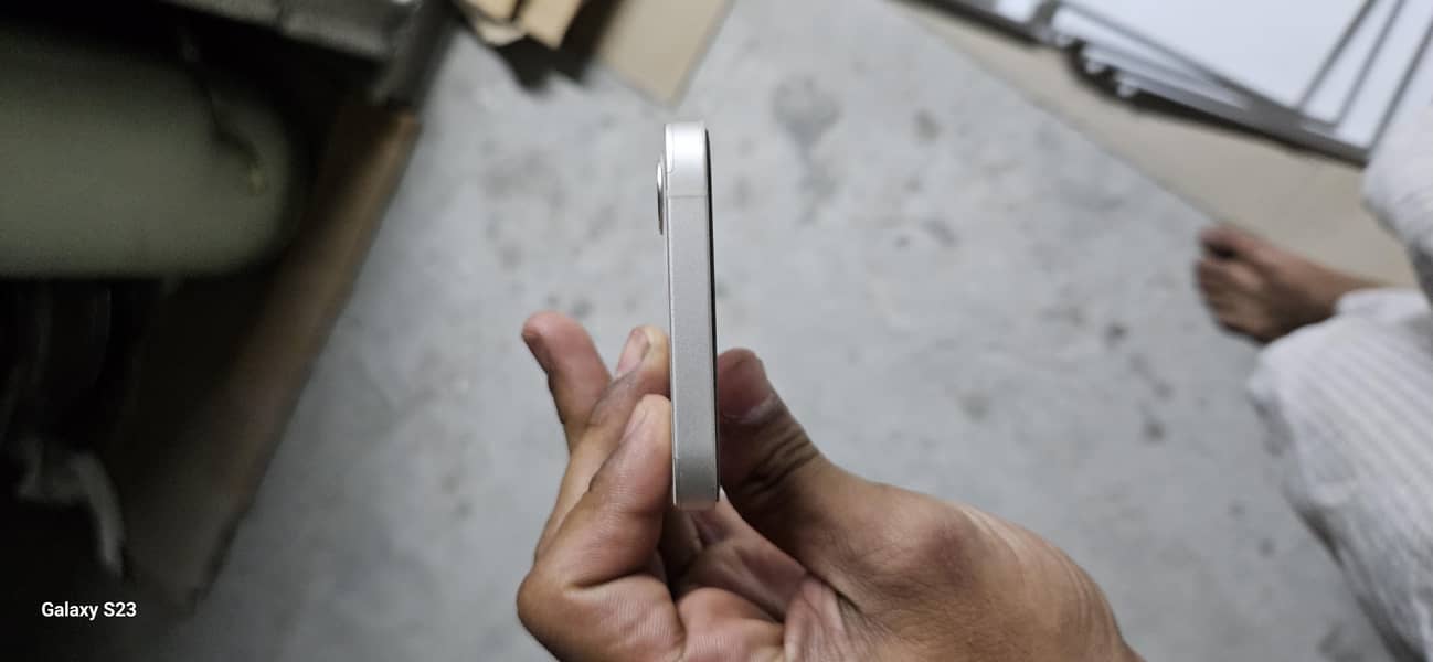 iPhone 12 10
