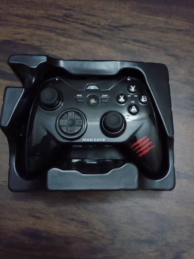 Mad Catz C. T. R. L. R wireless controller (Bluetooth), for PC, mobile