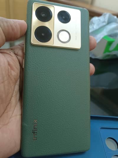 NOTE 40 PRO FULL BOX