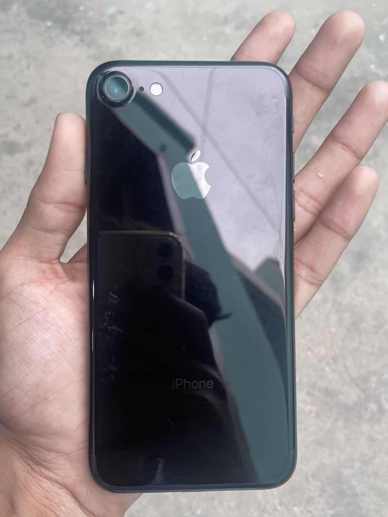 iPhone 7 0