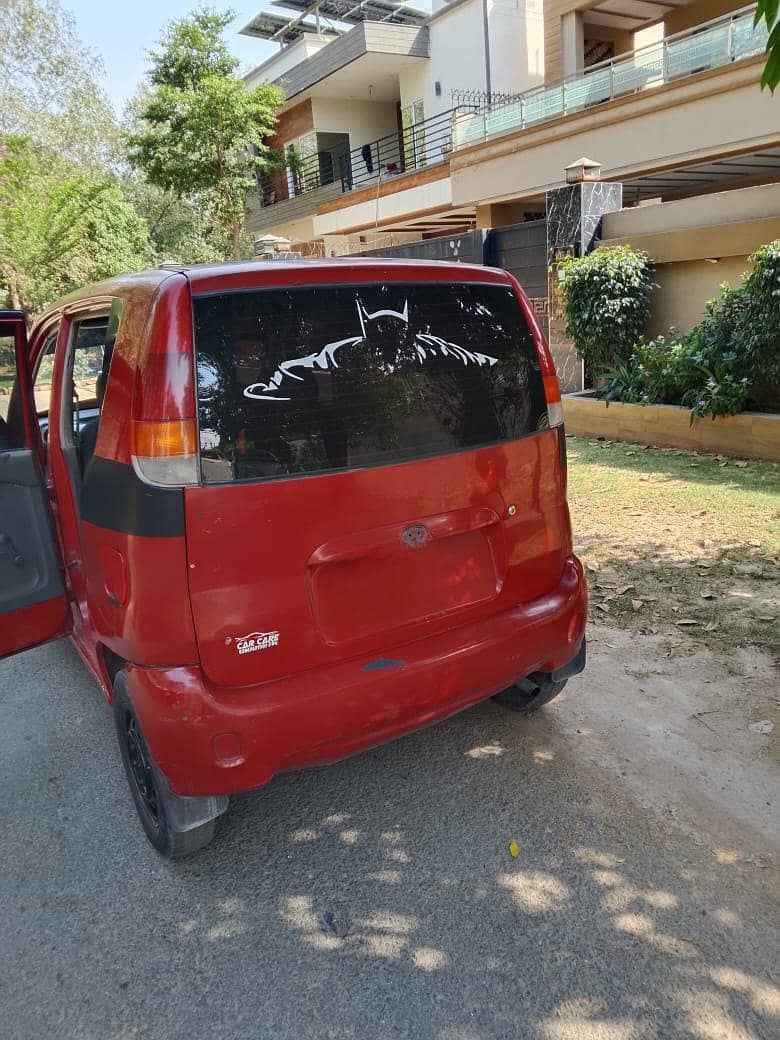 santro 2000 3