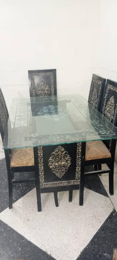 Dining table 6 seater 03214696170