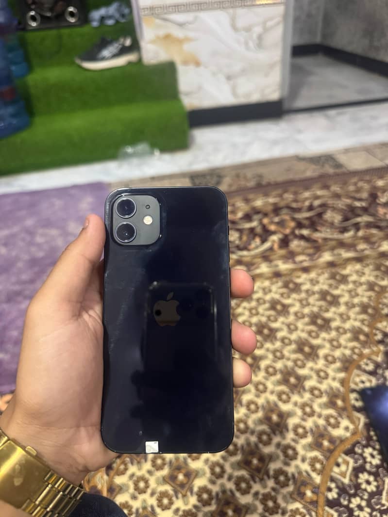 IPHONE 12  0