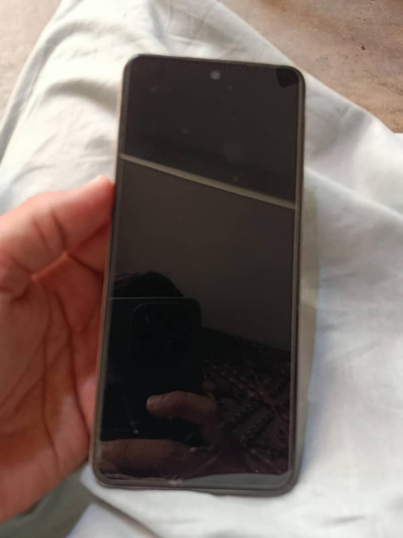 Techno camon 18T 3