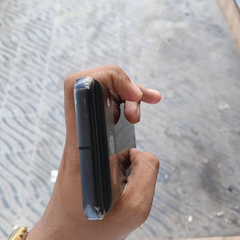 Google pixel 8 3