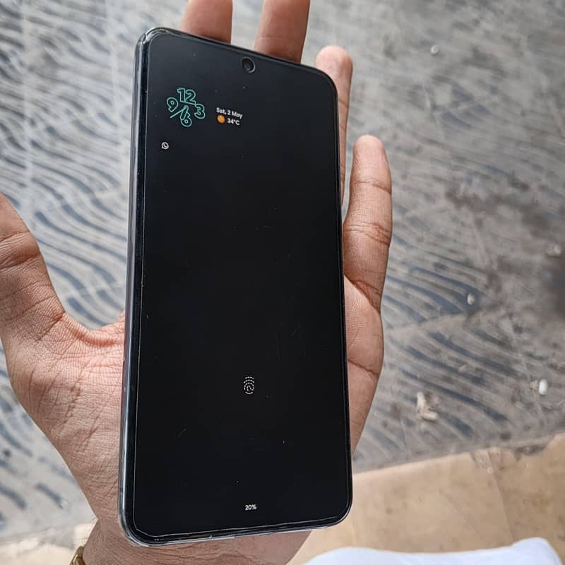 Google pixel 8 5