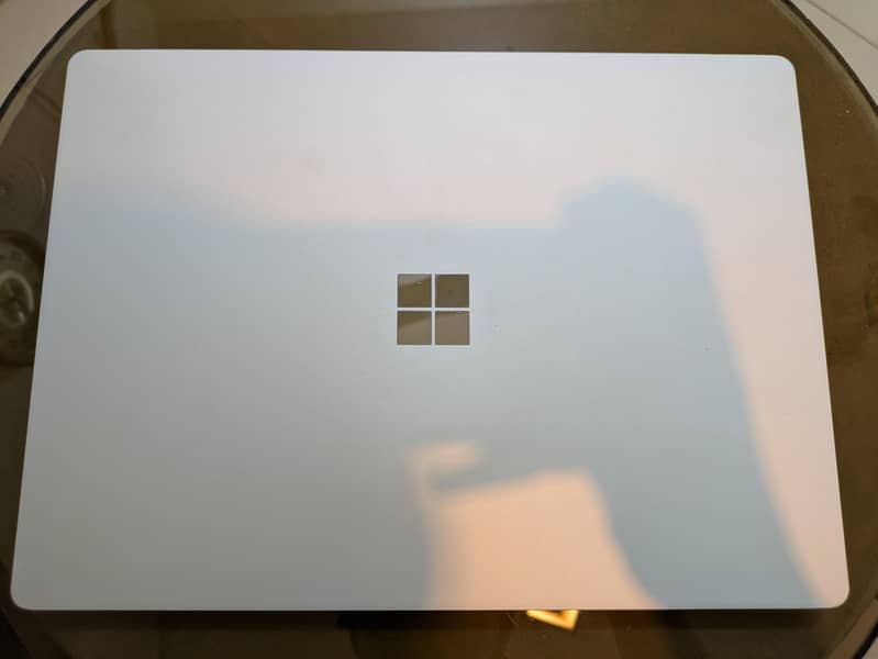 Microsoft surface laptop 1 0