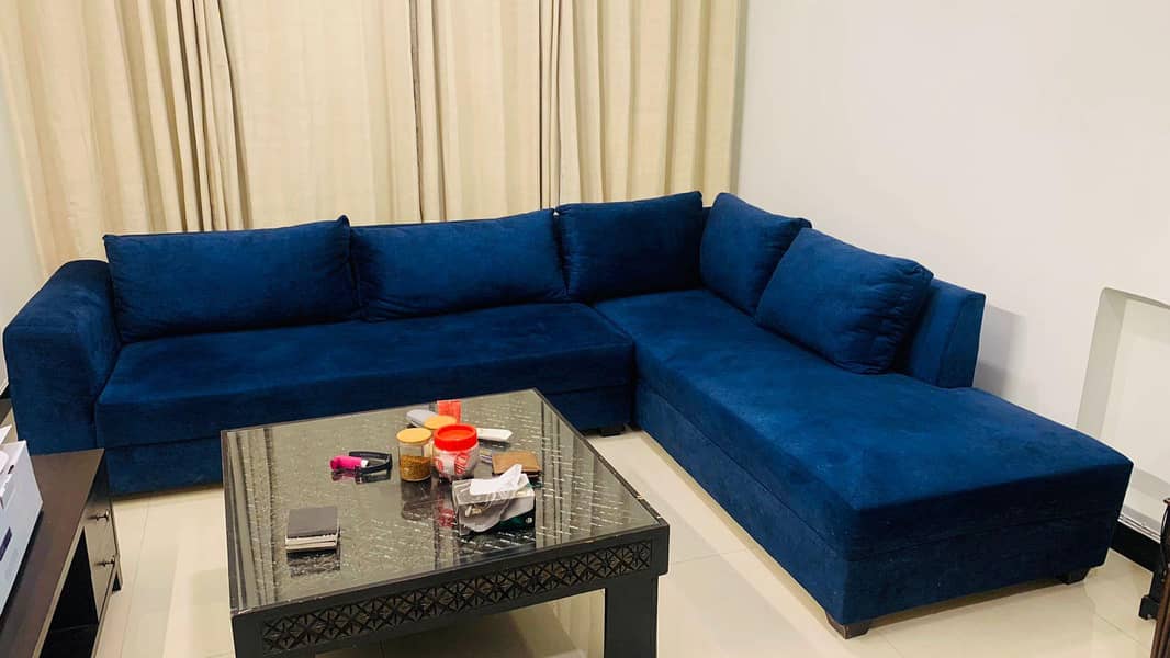 Solid L shaped Sofa in excellent condition 0