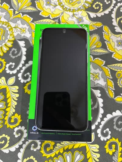 Infinix smart 10 plus 4+4gb  ram 128gb storage