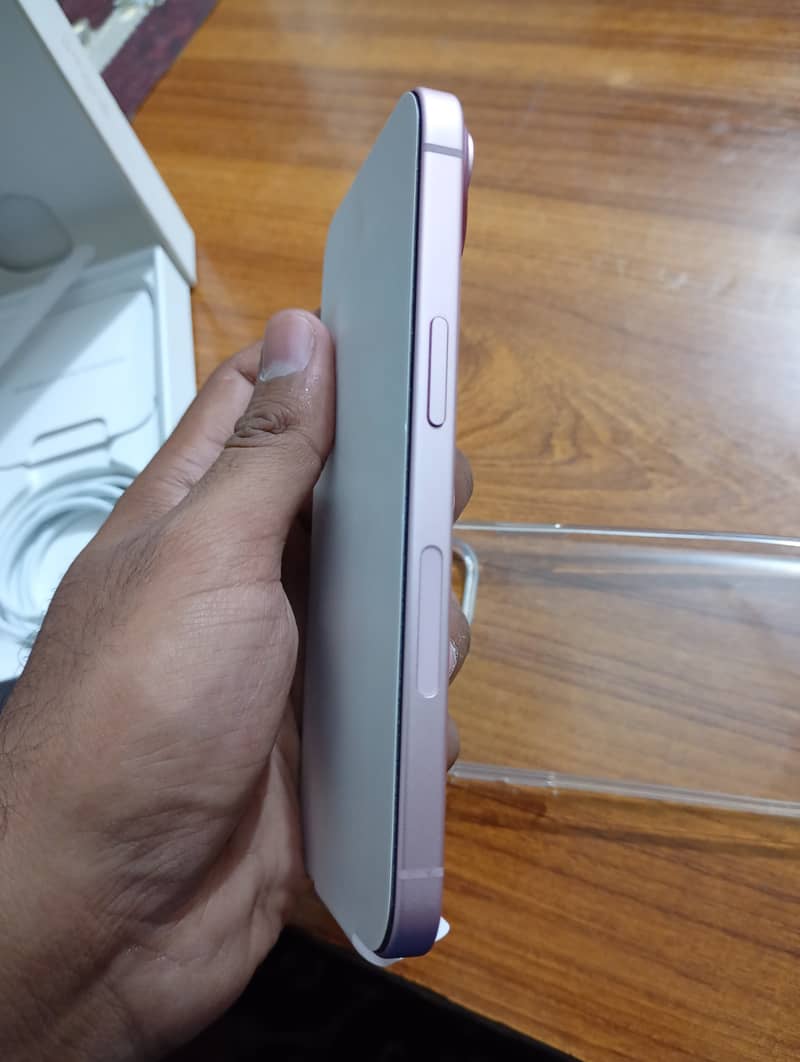 Apple iPhone 15 0