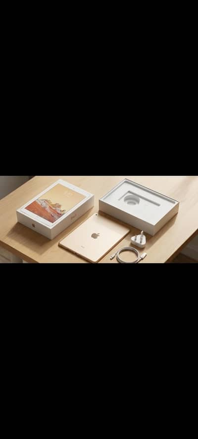 ​Apple iPad 5th Gen - 32GB Gold (Full Box) - 10/10 Condition
