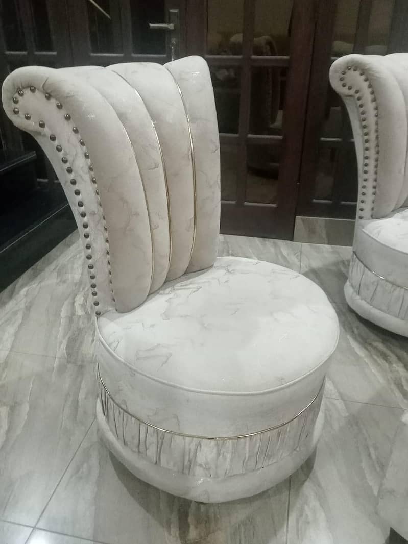 Sofa chairs with table 2