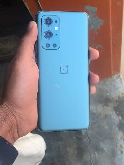 one plus 9pro 5g 12/256