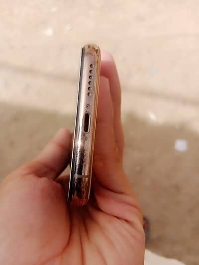 Iphone 11 pro mint condition