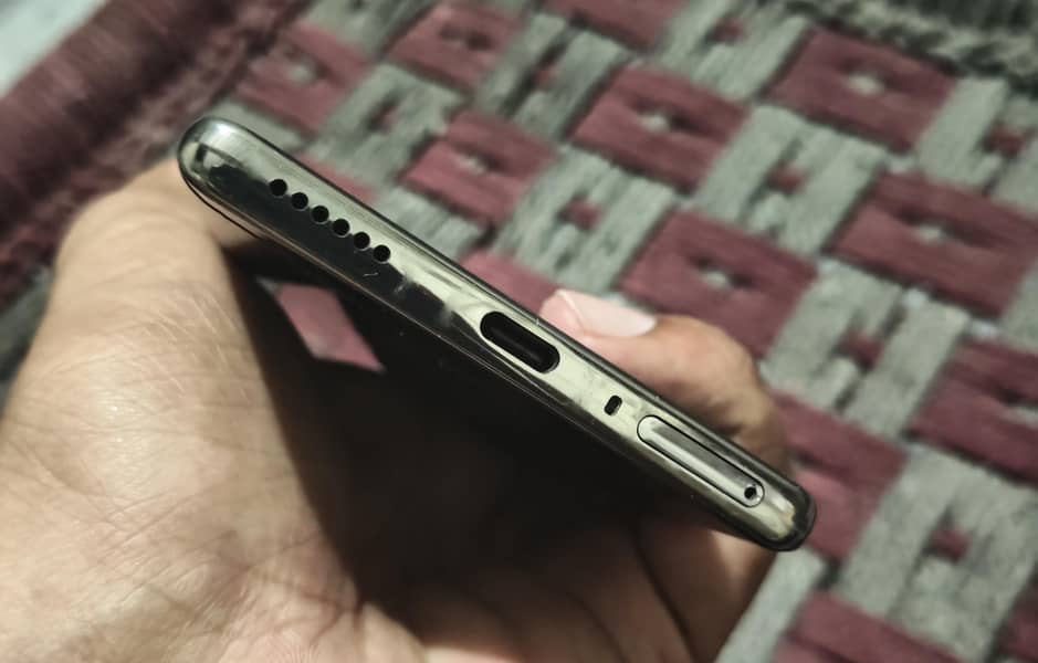 Tecno Camon 40 pro 2
