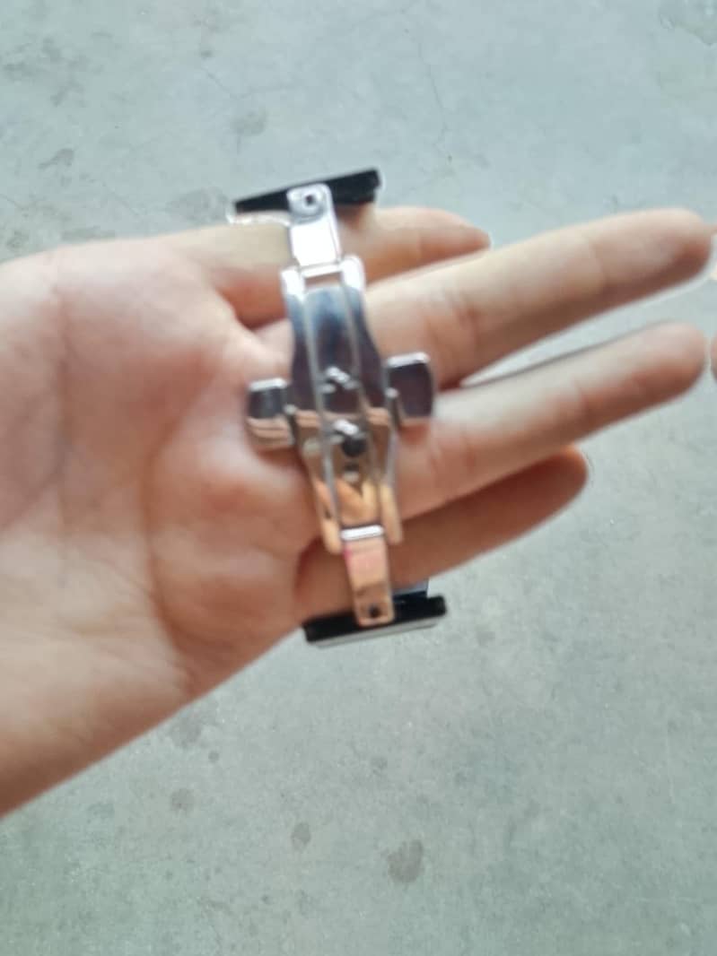Watch 2