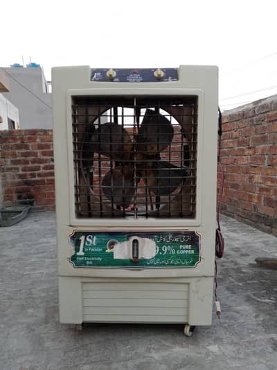 plastic body cooler for sale in dwcent condition