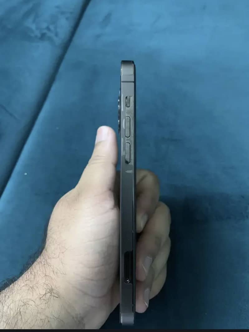 iPhone 12 Pro 1
