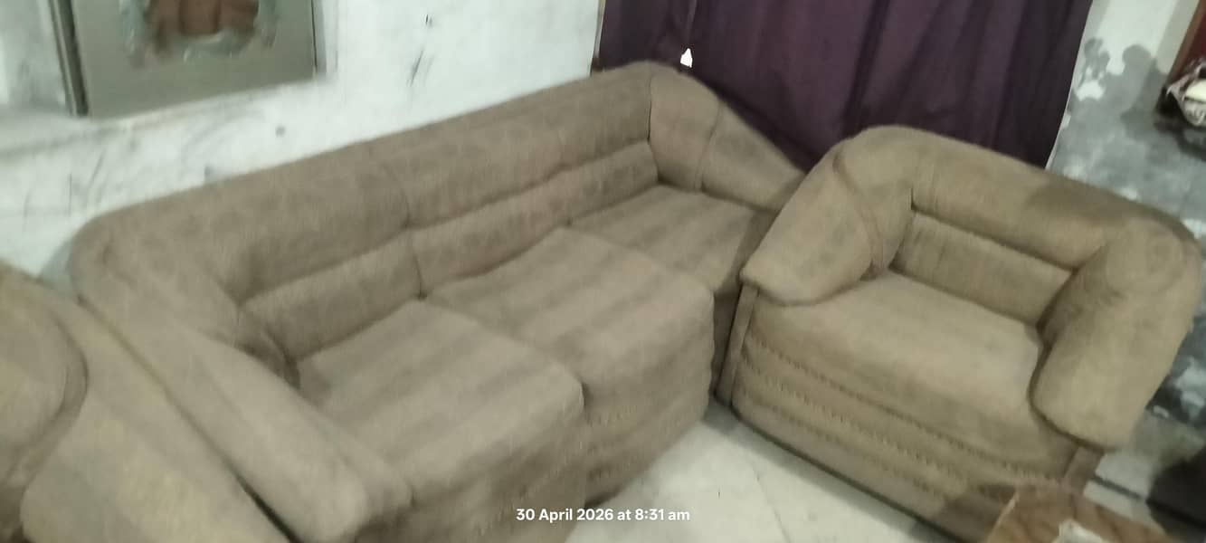 Sofa Set 5 seater 2