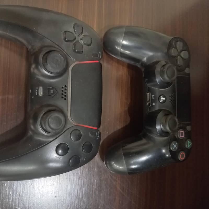 Ps4 1TB 2 controllers 2
