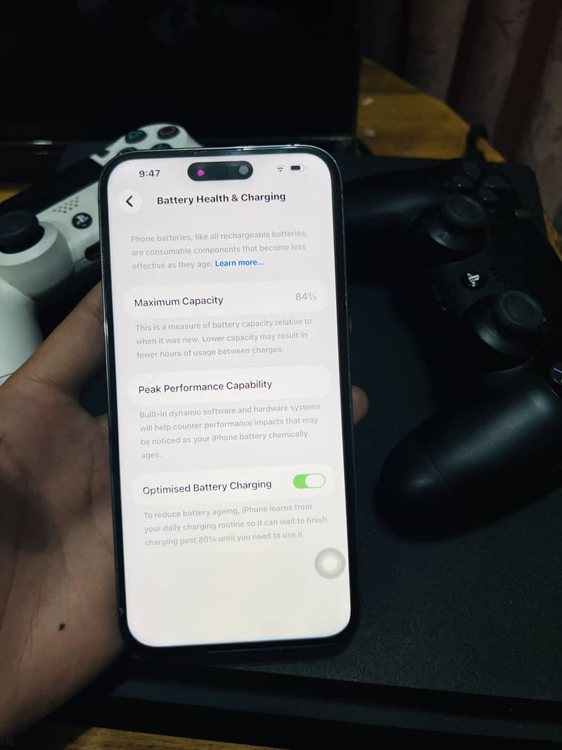 iPhone 14 Pro Max 4
