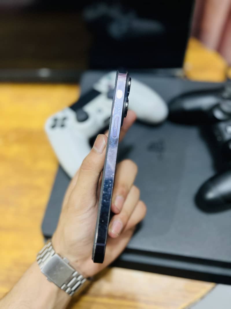iPhone 14 Pro Max 6
