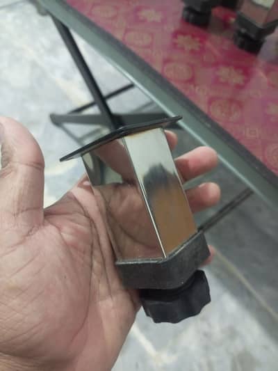 Foot/Table leveller(s)