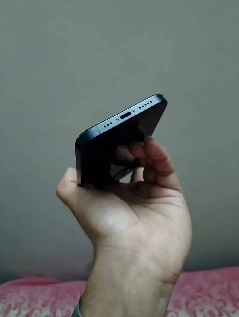 Iphone 12 3