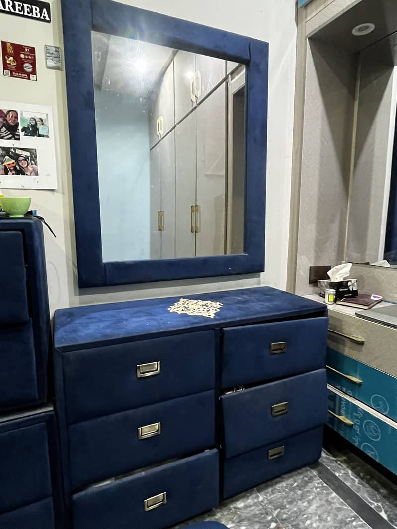 Dressing Table and Mirror 1